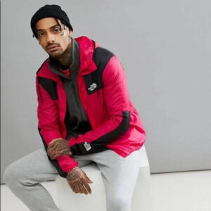 The North Face Boys Red & Black Mountain windbreaker Jacket Size Extra Large